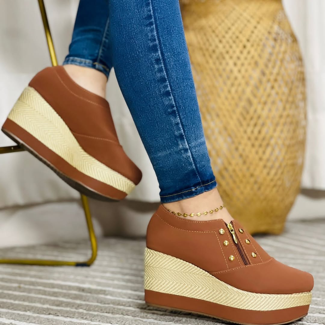 gid://shopify/MediaImage/24532731199582