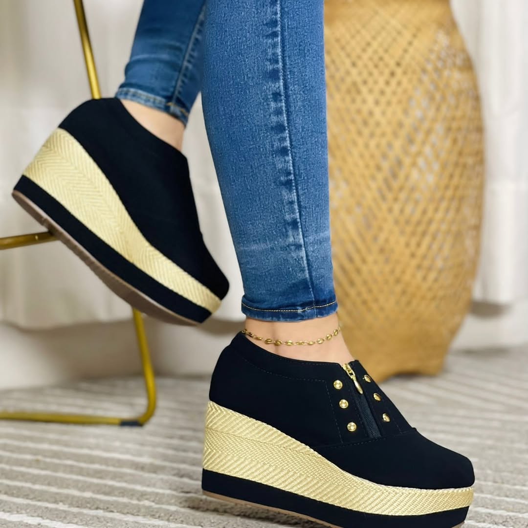 gid://shopify/MediaImage/24532731232350